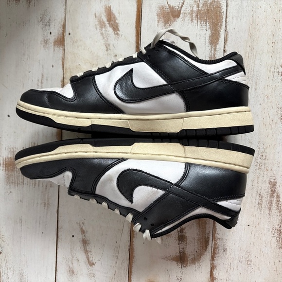 NIKE Low Dunk Vintage Panda sneakers black white retro sz 8.5 women’s FQ9988-100 - Picture 4 of 12